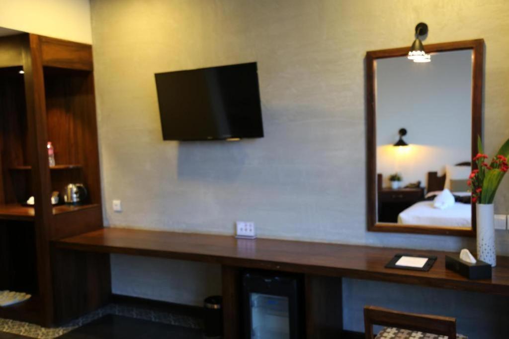 Yeak Loam Hotel Banlung Eksteriør billede