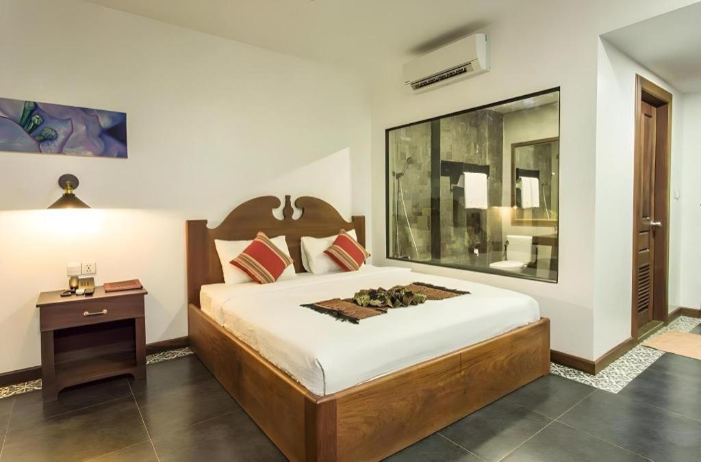 Yeak Loam Hotel Banlung Eksteriør billede